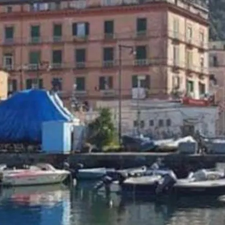 Fronte Mare Aria 'e Mare -50mt From Capri Ferry